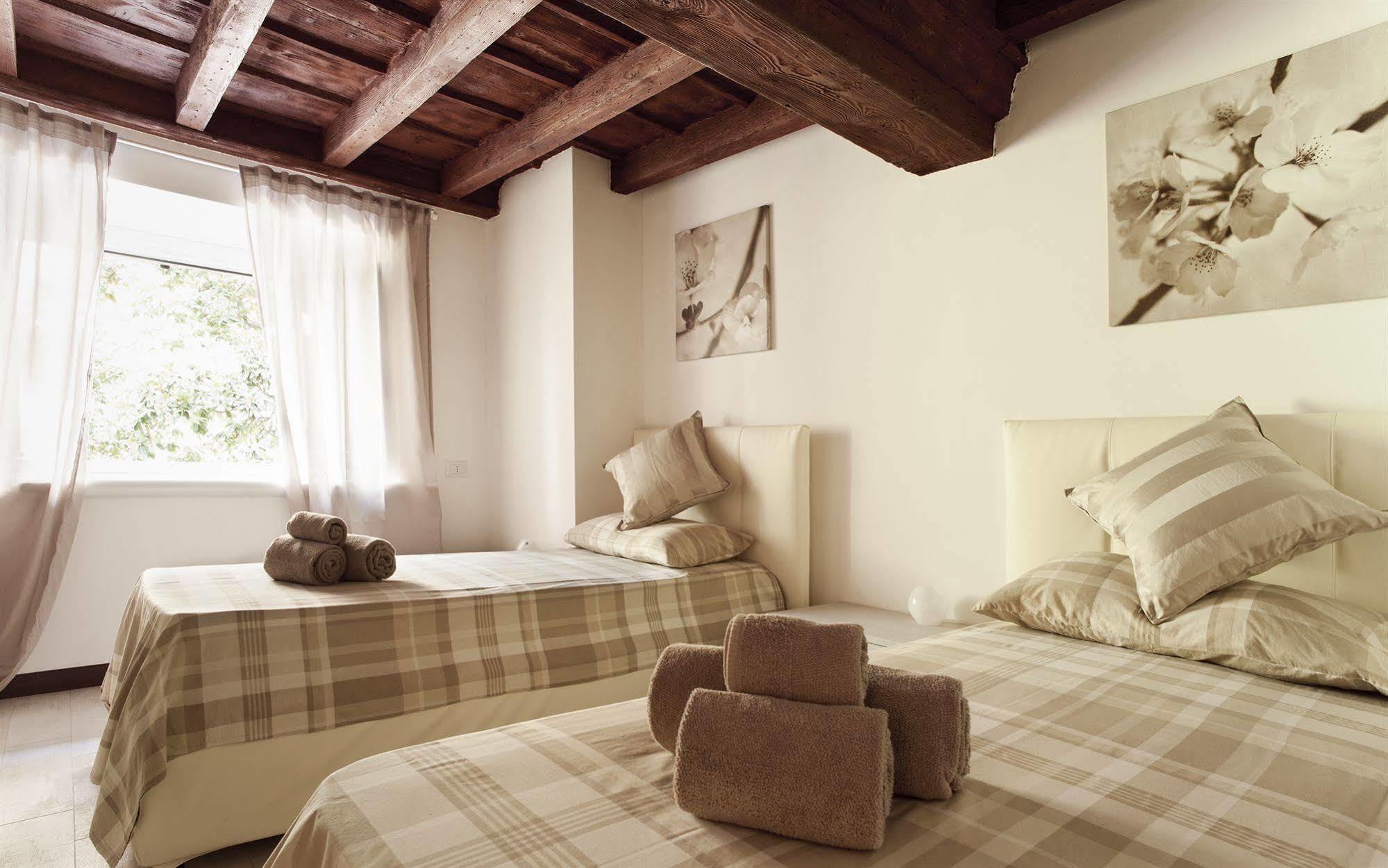 Italianway-Borgospesso Apartment Milan Luaran gambar
